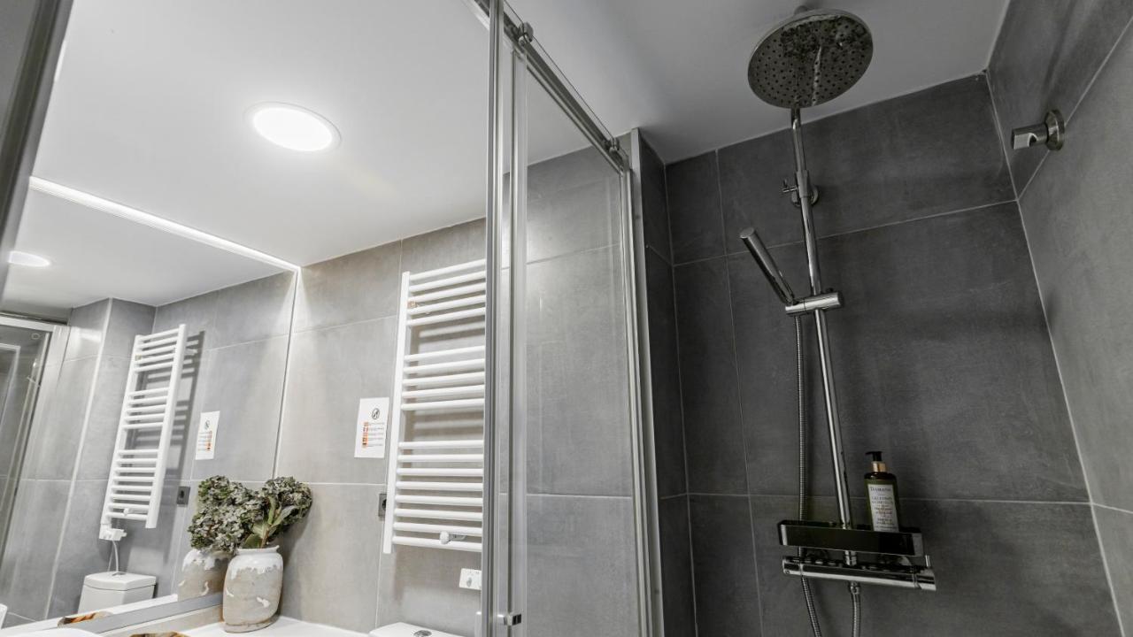 Fernandes Tomas 424 By Lovelystay Porto Exterior foto
